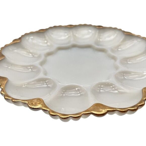 Vintage Plate Anchor Hocking Fire King Milk Glass Deviled Egg Dish 22K Gold Trim - Picture 4 of 11